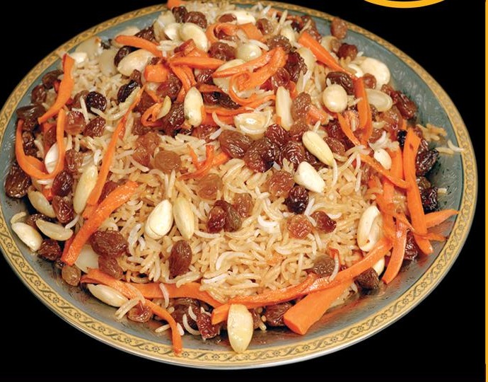 Kabuli pulao with sultanas, nuts and carrots